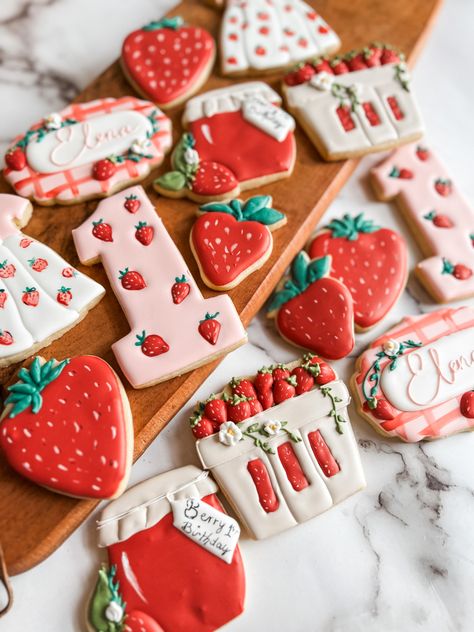 Strawberry Iced Cookies, Strawberry Baby Shower Cookies, Strawberry Birthday Cookies, Strawberry Decorated Cookies, Strawberry 1st Birthday Cookies, Strawberry Sugar Cookies Decorated, Strawberry Cookies Decorated, Strawberry Themed Baby Shower Cookies, Strawberry Themed Cookies