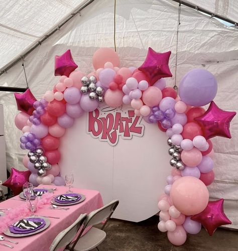 Bratz Balloon Garland, Brats Doll Birthday Party Ideas, Bratz Themed Birthday Party For Adults, Bratz Centerpieces, Bratz Backdrop, Baby Bratz Birthday Party Ideas, Bratz Sweet 16, Bratz Themed Birthday Party Decorations, Y2k Birthday Party Ideas