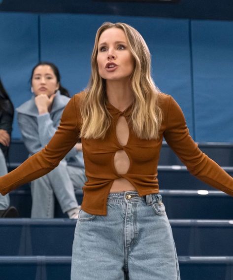 Stylish Knitwear, Netflix Show, Kristen Bell, New Netflix, Reformation Dress, Strapless Midi Dress, Butterfly Dress, Where To Shop, Outfit Inspo Fall