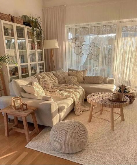 Cozy Country Living Room, Living Room And Dining Table, Boho Sisustus, Ruang Tamu Outdoor, Decor Western, غرفة ملابس, Cozy Room Decor, Dream House Rooms, Hus Inspiration