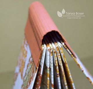 Scrapbook Binding Ideas, Mini Albums Tutorial, Logbook Ideas, Mini Books Tutorial, Mini Book Tutorial, Mini Album Scrap, Book Tutorial, Bookbinding Tutorial, Mini Albums Scrap