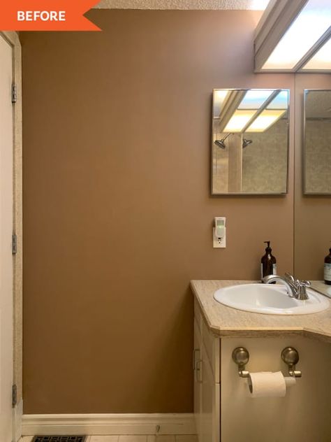 Cinnamon Bathroom Walls, Brown Wall Bathroom Ideas, Brown Paint Bathroom Ideas, Brown Walls Bathroom, Brown Wall Bathroom, Brown Restroom, Caramel Bathroom, Bathroom With Green Accents, Brown Tile Bathroom Ideas Color Palettes