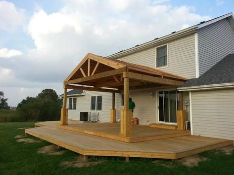 27 Stunning Covered Deck Ideas (Photo Gallery) – Home Awakening Covered Deck Ideas, Cheap Pergola, Building A Porch, Patio Pergola, Wooden Gazebo, Pergola Design, Covered Deck, Wooden Pergola, Backyard Pergola