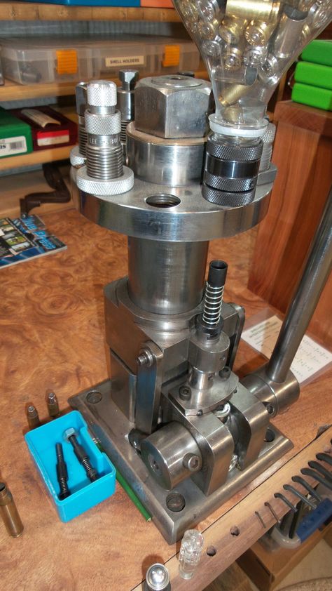 Custom made turret reloading press Shotshell Reloading, Reloading Room, Reloading Press, Reloading Bench, Military Tactics, Shooting Targets, Hunting Dogs, Kitchen Aid Mixer, Espresso Machine