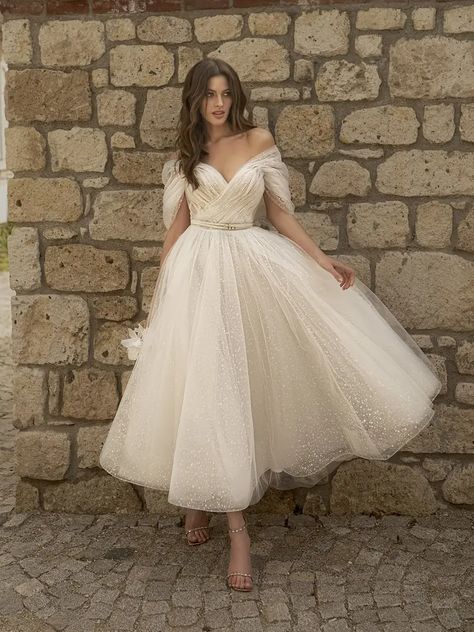 Off Shoulder Pleated Bridesmaid Dress Vintage Puffy Evening Dress For Wedding Party Women's Clothing - Clothing, Shoes & Jewelry - Temu Short Bridal Gown, Boho Wedding Dresses, Cheap Gowns, Civil Wedding Dresses, Tea Length Wedding, Beach Wedding Dress Boho, Vintage Black Dress, Wedding Dress Fabrics, Tulle Wedding