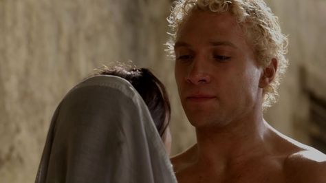 Varro Jai Courtney Spartacus, Spartacus Tv Series, Spartacus Series, Spartacus Blood And Sand, Manu Bennett, Jai Courtney, Sister Wife, Come Here, A Hug