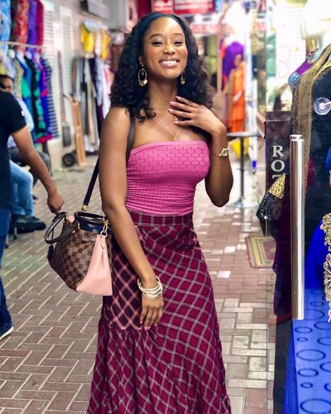 Pepi Sonuga 🇳🇬💃🏾 on Instagram: "🇦🇪" Feminine Black Women, The 2000s, Iconic Style, West Africa, Off Shoulder Dress, Strapless Dress, Shoulder Dress, Off Shoulder, Black Women