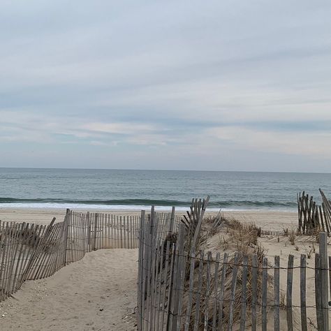 Tiana Beach (Hampton Bays) - All You Need to Know BEFORE You Go Westhampton Beach, Stone Creek, Ocean Resort, Hampton Bays, Hampton Bay, Family Beach, Beach Reading, Beach Hotels, Beach Resort