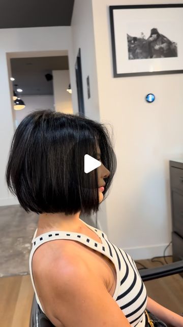 Grey Hair Ponytail, Square Bob, One Length Bobs, Straight Bob Haircut, Line Bob Haircut, Boar Bristle Brush, Layered Bobs, Texture Spray, Thinning Shears