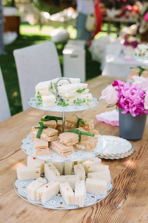 Tea Party Bridal Shower Centerpieces, Garden Tea Bridal Shower Ideas, High Tea Wedding Reception, Vintage Tea Party Bridal Shower Ideas, Tea Time Bridal Shower Ideas, Southern Bridal Shower Ideas, Garden Tea Party Bridal Shower Ideas, High Tea Bridal Shower Ideas, Garden Themed Bridal Shower Ideas