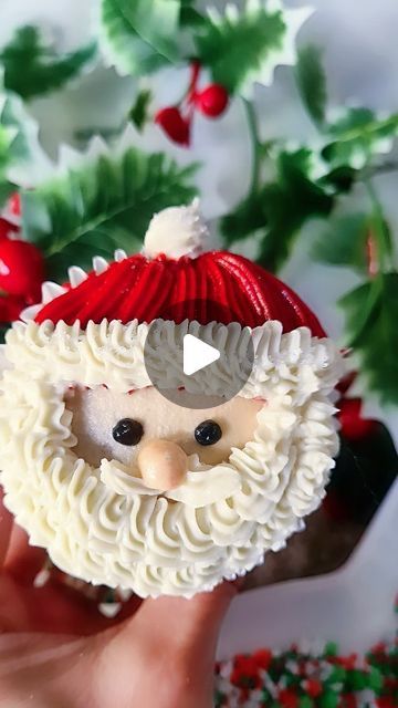 Ariana Grande Santa Tell Me, Christmas Bark Recipes, Santa Tell Me, Santa Cupcakes, Christmas Bark, Santa Cake, Cupcake Videos, Funnel Cakes, Decorating Videos