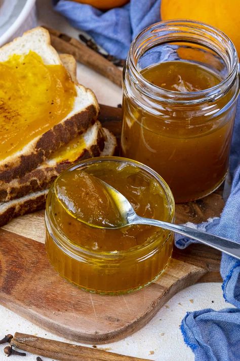 Pumpkin Spice Jam, Pumpkin Pie Jam, Pumpkin Jam Recipe, Pumpkin Pie Jam Recipe, Pumpkin Chutney, Canning Pumpkin, Pumpkin Pie In A Jar, Pumpkin Jelly, Pie In A Jar