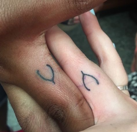 Best Friend Stick And Poke Tattoos, Matching Stick And Poke Tattoo, Stick Tattoo, Stick Poke Tattoo, Matching Tats, Matching Best Friend Tattoos, Finger Tats, Tasteful Tattoos, Stick N Poke Tattoo