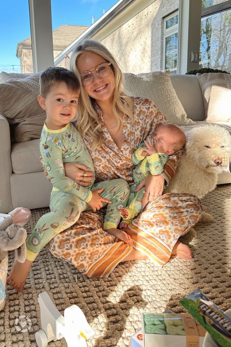 Comfy Weekend Outfit, Hunter Premo, Early Night, Little Sleepies, Outdoor Family Photos, Nashville Style, Cozy Pajamas, Workout Outfits, Outdoor Photos