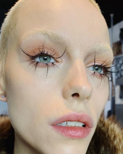 Spider Eyelashes, Spider Lashes, Spider Makeup, Instagram Archive, Show Makeup, Face Art Makeup, Cool Makeup Looks, Photoshoot Makeup, March 25