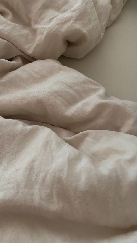 bed | bed sheets | cozy | sleep | beige | aesthetic Sleeping In Aesthetic, Cozy Sleep Aesthetic, Beige Sheets, Uni Room Ideas Uk, Uni Room Ideas, Aesthetic Sleep, New Bedroom Ideas, Sheets Aesthetic, Sleep Aesthetic