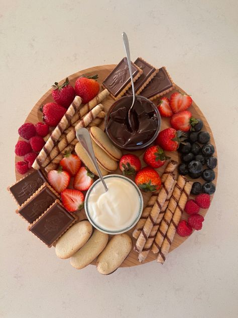 Wafer Rolls, Fruit Dip, Strawberries, Dip, Rolls, Dessert, Cheese, Fruit