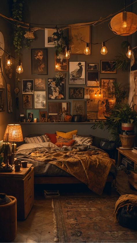 Unleash Your Urban Creativity: 15 Street Style Room Ideas to Revamp Your Space - Inspire Inlet Room Aesthetic Ideas Vintage, Mens Room Design Bedrooms, Vintage Aesthetic Bedroom Ideas 90s, Living Room Decor Grunge, Cozy Student Room, Grunge Room Decor 90s Vintage, Bohemian Grunge Bedroom, Apartment Decor Inspiration Aesthetic, Room With Lights Aesthetic