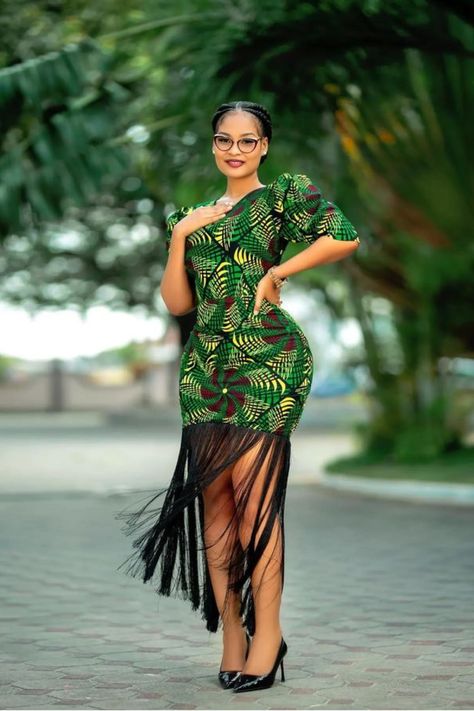 A lady wearing a Fringe Ankara gown Ankara Long Gown Styles For Ladies, Latest Ankara Short Gown, Kitenge Designs, Ankara Short, Ankara Short Gown Styles, Ankara Long Gown Styles, Paris Tour, Dress Ankara, Ankara Gowns