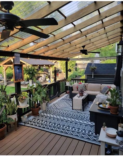 Creative Gardening, Backyard Inspo, Backyard Makeover, Dream Backyard, Backyard Projects, The Deck, Backyard Fun, Backyard Patio Designs, Back Patio