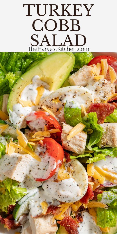 This Turkey Cobb Salad recipe is a delicious high protein salad made with leftover turkey, turkey bacon, cheddar cheese and avocado all tossed in a delicious homemade ranch dressing. Turkey Club Salad, Turkey Cobb Salad Recipe, Best Cobb Salad Recipes, Salad Recipes For Pregnant Women, Simple Salad Recipe, Cob Salad Recipe, Turkey Salads, Cobb Salad Meal Prep, Turkey Cobb Salad