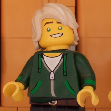 Ninjago All The Ninjas, Lego Ninjago Movie Lloyd, Lloyd Ninjago Movie, Lloyd Garmadon Icons, Lloyd Ninjago Icon, Ninjago Movie Lloyd, Ninjago Pfp, Ninjago Lloyd, Lloyd Ninjago