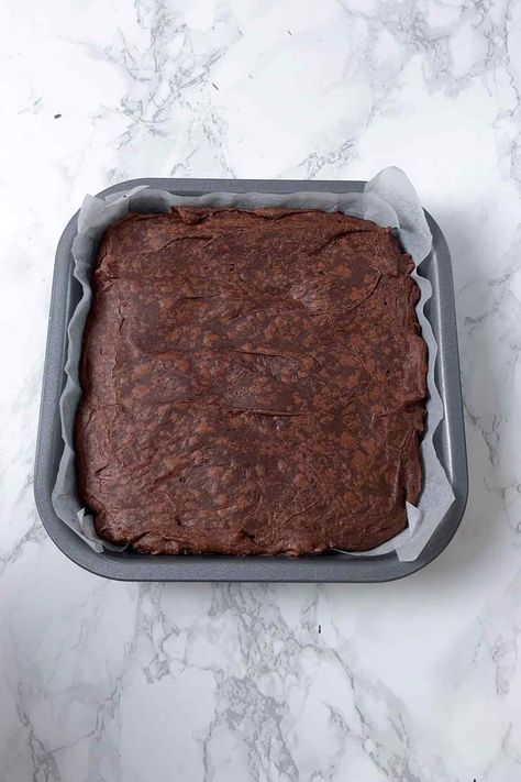 Poke Brownies Condensed Milk, Condensed Milk Recipes Easy 3 Ingredients, Brownies 3 Ingredients, Condensed Milk Recipes Easy, Condensed Milk Brownies, Quick And Easy Dessert Recipes, 3 Ingredient Brownies, Cookies From Scratch, Jaffa Cake