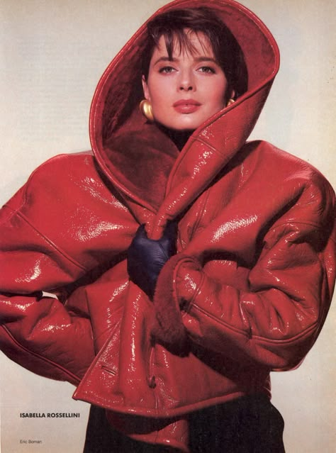 Blue Velvet 1986, Red Catsuit, Roberto Rossellini, Winter Glamour, Vintage Editorials, Vogue Editorial, Isabella Rossellini, Ingrid Bergman, Vogue Us