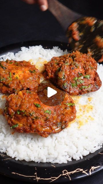 1.9M views · 114K likes | Taste Heaven ASMR on Instagram: "FRIED EGG CURRY with RICE ASMR 🍳🍛 Like Share Follow 🙏🏻❤️ . . . INGREDIENTS:  Eggs Chilli Powder Salt Oil Cumin seeds Bay Leaf Big Cardamom Onions Green chillies Ginger Garlic Paste Turmeric Powder Red Chilli Powder Coriander Powder Cumin seeds Powder Tomato Puree Garam Masala Salt Coriander Leaves Water Fried Eggs Coriander Leaves  #friedegg #egg #eggcurry #rice #reels #reel #instafood #foodporn" Curry With Rice, Egg Masala, Egg Snacks, Egg Fried Rice, Ginger Garlic Paste, Tomato Puree, Red Chilli Powder, Egg Curry, Cumin Seeds