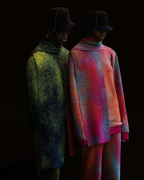 Printed Knitwear, Knit Designers, Knitwear Fashion Design, House Of Orange, Knitwear Designers, Trend 2025, Production Assistant, Knitwear Inspiration, Design Assistant