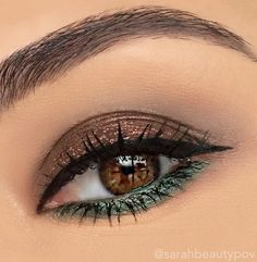 Snow Beauty, Make Up Designs, Cold Christmas, Video Makeup, Makeup Tip, Eye Makeup Pictures, Makijaż Smokey Eye, Artist Palette, Winter Makeup