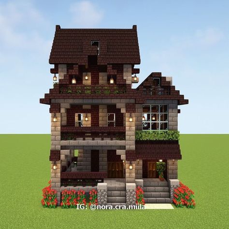 Small Minecraft Town Ideas, Big House Minecraft Tutorial, Deep Slate House Minecraft, House Builds Minecraft, Minecraft Bamboo House, House Ideas Minecraft, Modern House Minecraft, Minecraft House Ideas, Case Minecraft