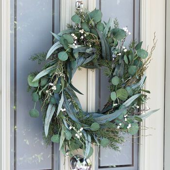 Window Farmhouse, Mixed Eucalyptus, Christmas Foliage, Winter Berry, Wood Wreath, Foliage Wreath, Outdoor Wreaths, Eucalyptus Wreath, Berry Wreath