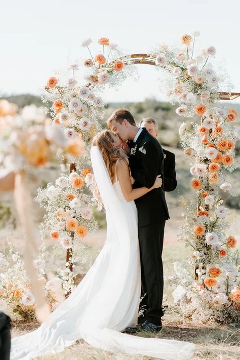 Spring Arch, Country Wedding Ceremony, Spring Wedding Bouquets, Texas Hill Country Wedding, Austin Texas Wedding, Pnw Wedding, Spring Wedding Dress, Ceremony Design, Hill Country Wedding