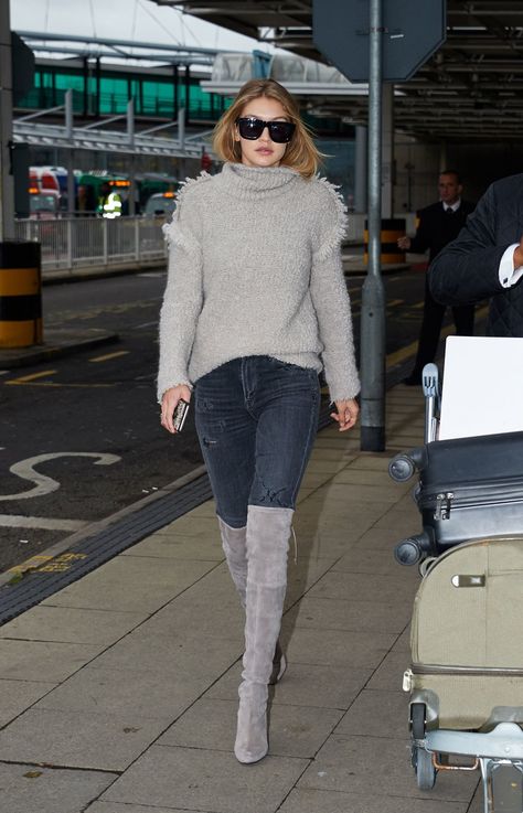 Grey Boots Outfit, Over The Knee Boot Outfit, Knee Boots Outfit, High Boots Outfit, Stuart Weitzman Boots, Hadid Style, Grey Boots, Citizens Of Humanity Jeans, Celebrity Street Style