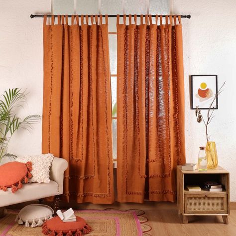 Terracota Curtains Bedroom, Boho Curtain Rod, Curtain Styles Living Room, Terracotta Curtains, Boho Curtains Living Room, 70s Curtains, Rust Curtains, Home Decor Ideas Indian Style, Rideaux Boho