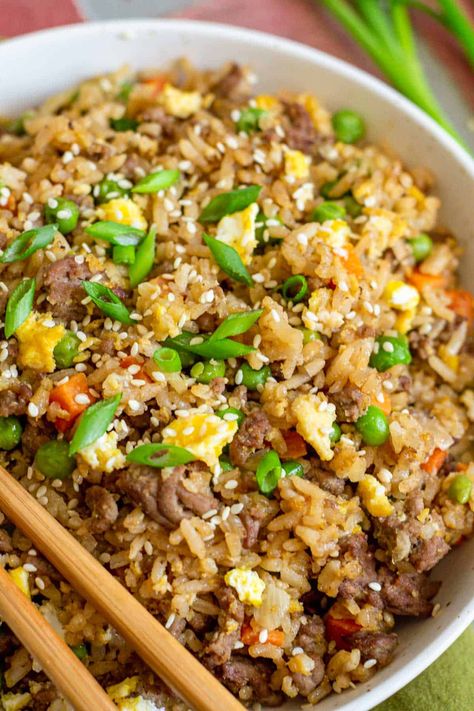 Minced Beef Rice Recipes, Leftover Ground Beef Recipes For Dinner, Ground Beef And Rice Recipes Asian, Fried Rice Ground Beef, Beef And Egg Recipes, Rice Paper Recipes Ground Beef, Minced Beef Fried Rice, Leftover Rice And Ground Beef, Ground Beef Japanese Recipes