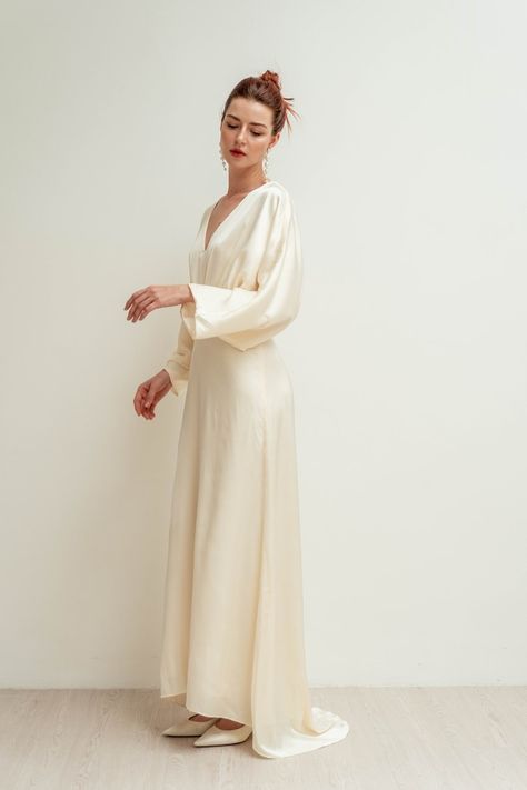 Vintage Satin Dress, Nature Wedding Dress, Dress With Kimono, Satin Clothing, White Silk Dress, Dress With Train, Silk Satin Dress, Floor Length Dress, Open Back Dress