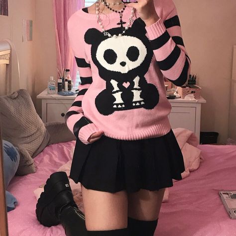 Dark Gothic Aesthetic, Pink Alternative Fashion, Cybercore Y2k, Emo Dark, Pink Goth, Pastel Goth Outfits, Pink Grunge, Pink Gym, Bear Sweater