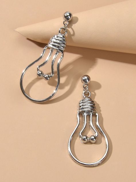 Light weight earrings