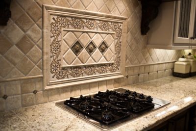 Kitchen Listello | Kitchens Remodeling, Traditional Kitchens, Backsplash Ideas, Kitchen ... Trendy Kitchen Backsplash, Stove Backsplash, Kitchen Backsplash Designs, Tuscan Kitchen, Backsplash Designs, Subway Tiles, Backsplash Tile, Tile Designs, Stunning Kitchens