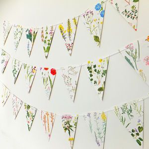 British Wild Flower Bunting - adults birthday Botanical Wedding Decor, Flower Bunting, British Wild Flowers, Bunting Wedding, Paper Bunting, Wedding Bunting, Wedding Garland, Small Flags, Paper Banners