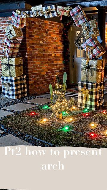 Present Archway Christmas Diy, Present Arch, Outdoor Christmas Presents, Large Outdoor Christmas Decorations, Christmas Doorway Decorations, Christmas Door Bow, Archway Decor, Large Christmas Decorations, Outdoor Christmas Decorations Yard