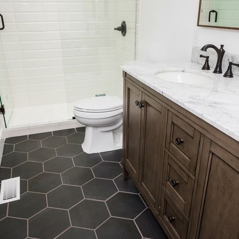 Small Bathroom Black Hexagon Tile Floor, Gray Floor Bathroom Color Schemes, Bathroom Black Hexagon Tile Floor, Gray Hexagon Tile Bathroom, Black Hexagon Tile Bathroom Floor, Gray Bathroom Floor Tile, Farmhouse Upstairs, Concrete Look Wall, Grey Bathroom Floor