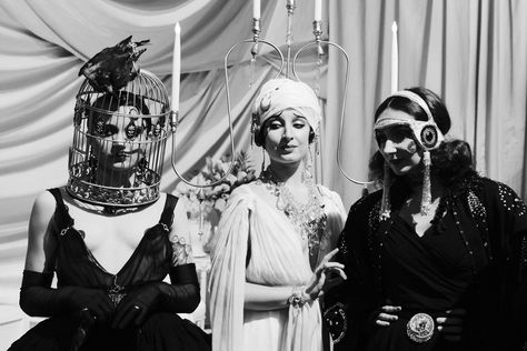 Surrealist Ball, Addams Family Costumes, Dior Fashion, Creating Characters, Masquerade Ball, Dali, Vincent Van Gogh, Costume Party, Short Film