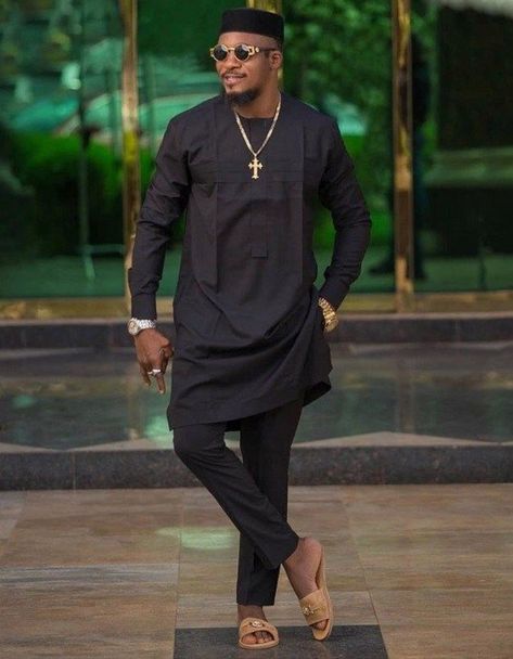 Nigeria Clothes, Kurta Pajama Design, Pajama Design, Design Kurta, Suit Styles, Nigerian Men Fashion, African Attire For Men, African Dresses Men, Kurta Men