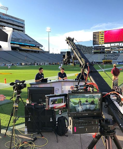 🏈On the road studio set courtesy of @phx.tv. Jib on the field of @arizonastateuniversity for @sundevilfb. 🎥 📸 by @phx.tv Operator Aesthetic, Type B Personality, Camera Operator, Creative Chaos, Woman Aesthetic, Camera Rig, Camera Gear, Working Late, The Field