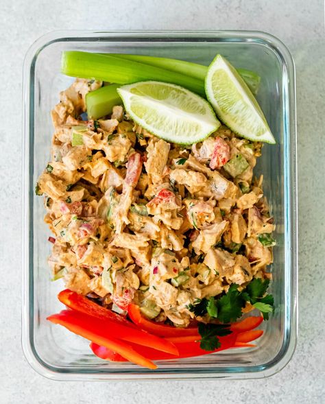 Chipotle Chicken Salad, Chicken Salad Recipe Easy, Meal Prep Snacks, Hearty Chicken, Chipotle Chicken, Easy Salad Recipes, Chicken Salad Recipes, Chicken Salad, Weeknight Meals