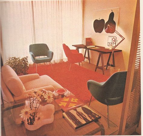 1970s Study/ Home Office From Babette Hayes' Australian Home Decorating 60s Office, 50s House, Black Apartment, Retro Rooms, Home Office/guest Room, Midcentury Furniture, 1970s Decor, 70s Interior, Mid Century Interior