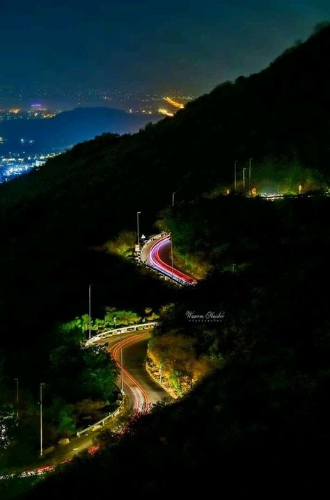 Margalla Hills, Islamabad Pakistan, Night View, Tourist Places, Fall Wallpaper, Golf Courses, Pakistan, Beautiful Places, Country Roads